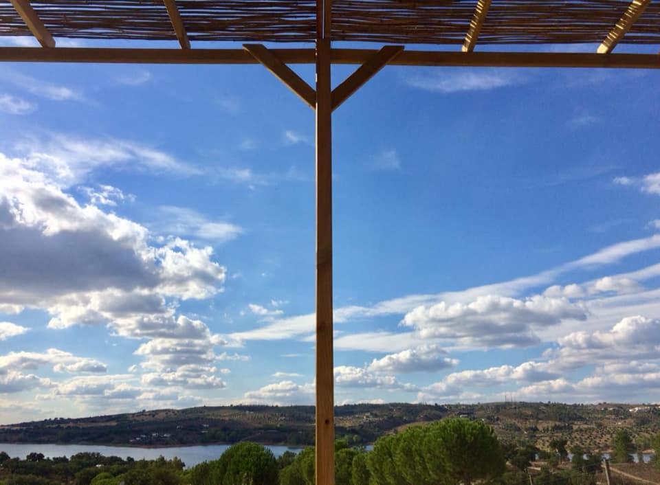 בית הארחה מונטרגיל 	Monte Da Tojeirinha מראה חיצוני תמונה